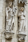Statues on the facade of the Stadhuis